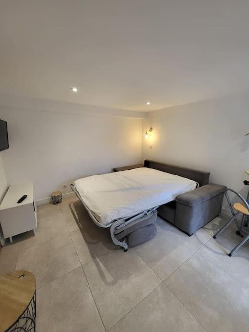 Studio 2 Personnes Equipe Carignan-de-Bordeaux Exterior foto